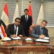بروتوكول تعاون بين وزارة الشباب وصناع الحياة